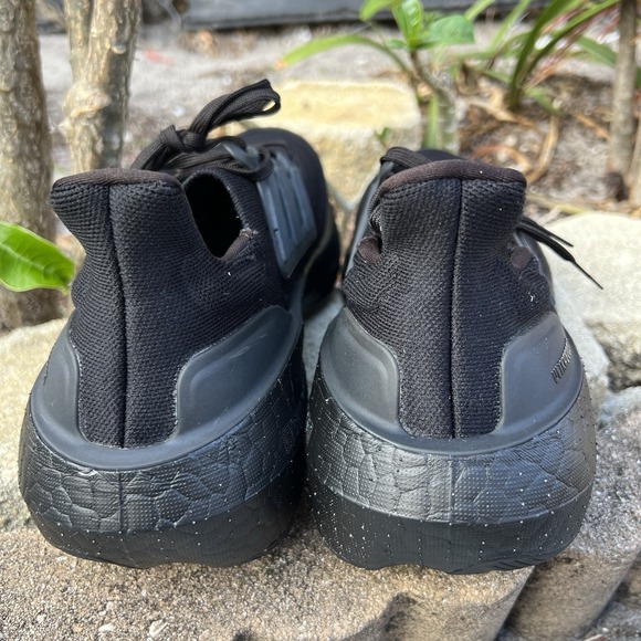 Adidas UltraBoost Light Running Shoes Mens Sz 11.5 Triple Black Training Sneaker - Picture 4 of 10